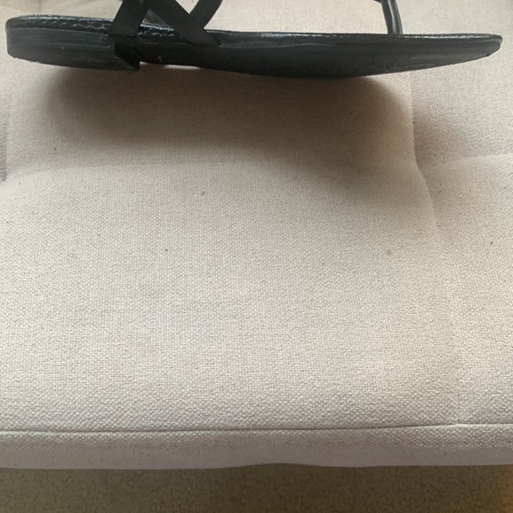 Circus by Sam Edelman "Gavin" Leather T-Strap Studded Sandal Black Size 9.5 - Picture 16 of 16